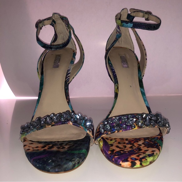 NEW. NO BOX.  GUESS CATERINA. Multicolor Rhinestone Sandals. - Picture 15 of 16